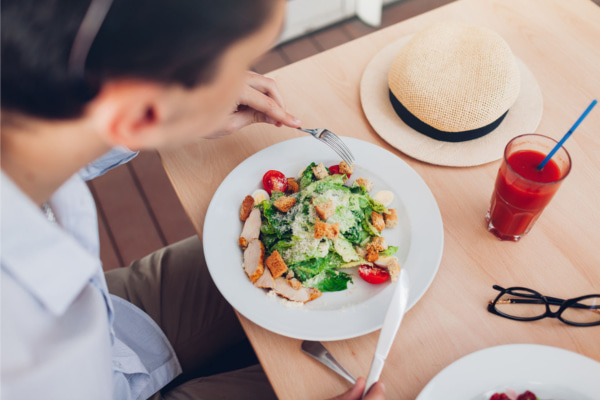 The HPB app rewards you for completing challenges and choosing healthier meal options.